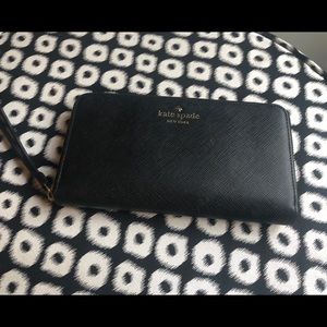 Kate Spade Wallet-Wristlet